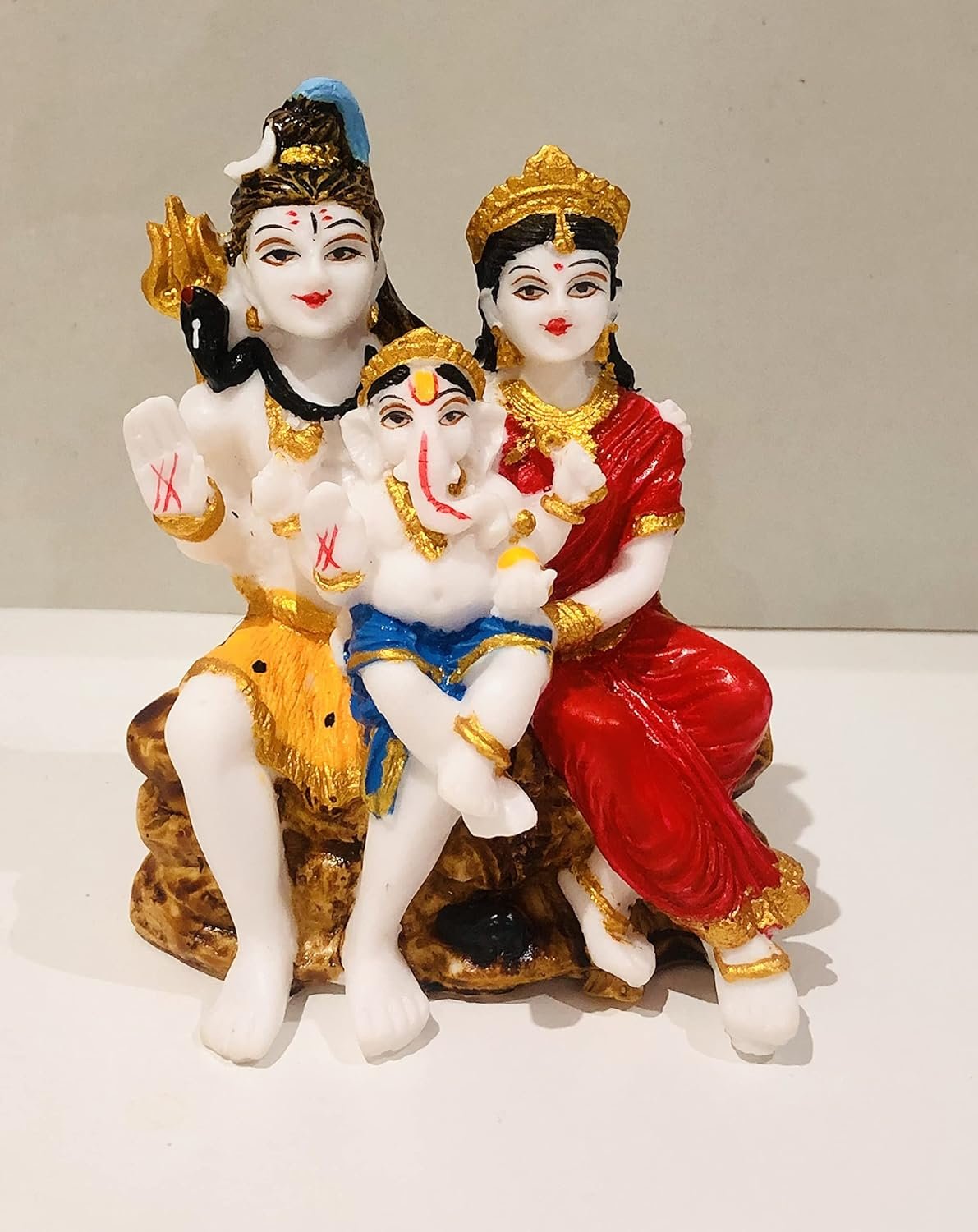 unityplus shiva parvati ganesh idol shiv parivar murti statue sculpture hindu showpiece figurine for car, home, office or mandir decoration (multicolour, standard) unityplus shiva parvati ganesh idol shiv parivar murti statue sculpture hindu showpiece figurine for car, home, office or mandir decoration (multicolour, standard)